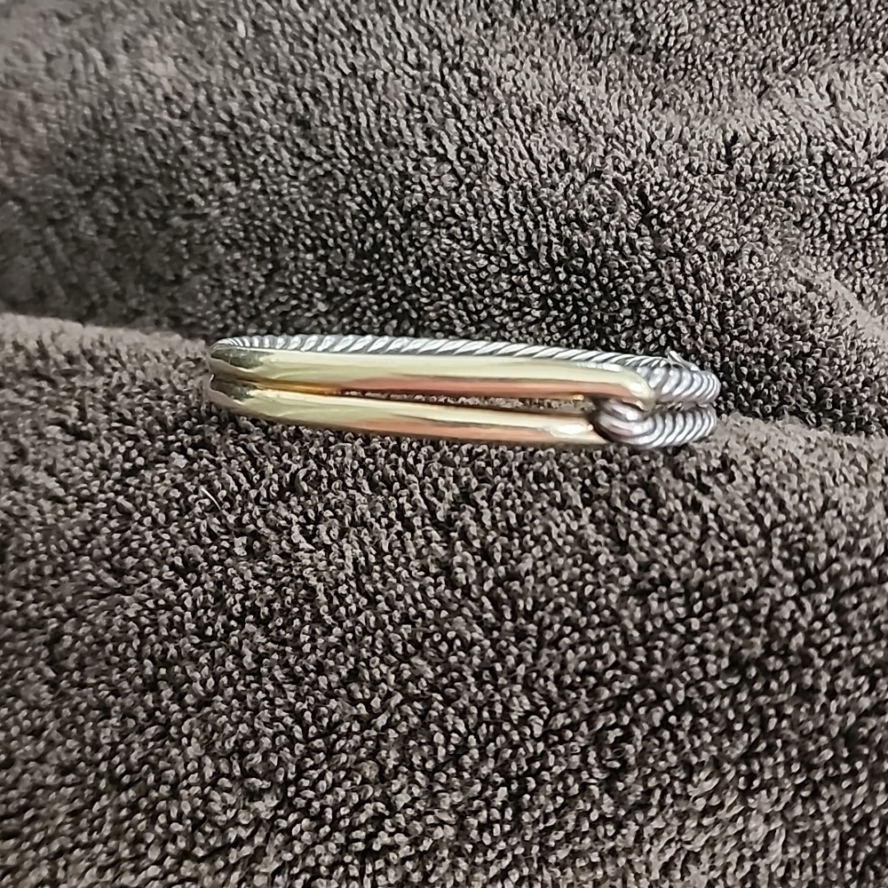 David Yurman bangle bracelet. - Picture 6 of 11